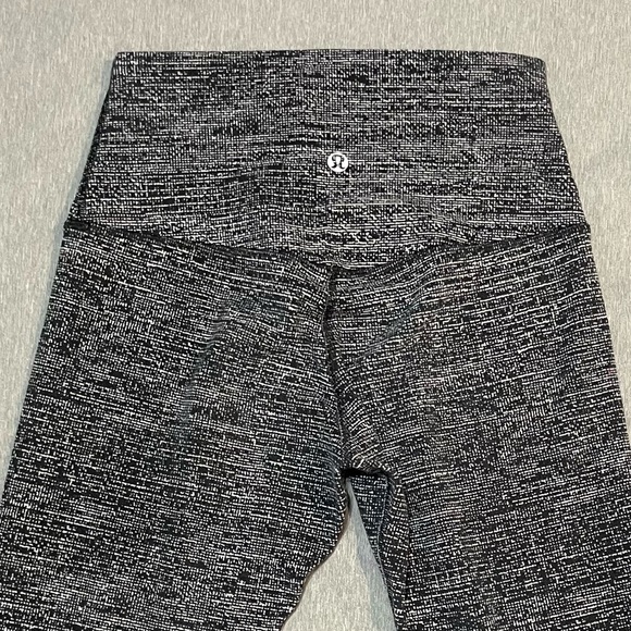 lululemon Wunder Under High-Rise Crop 21” Size 4 Heathered Black - Picture 3 of 8